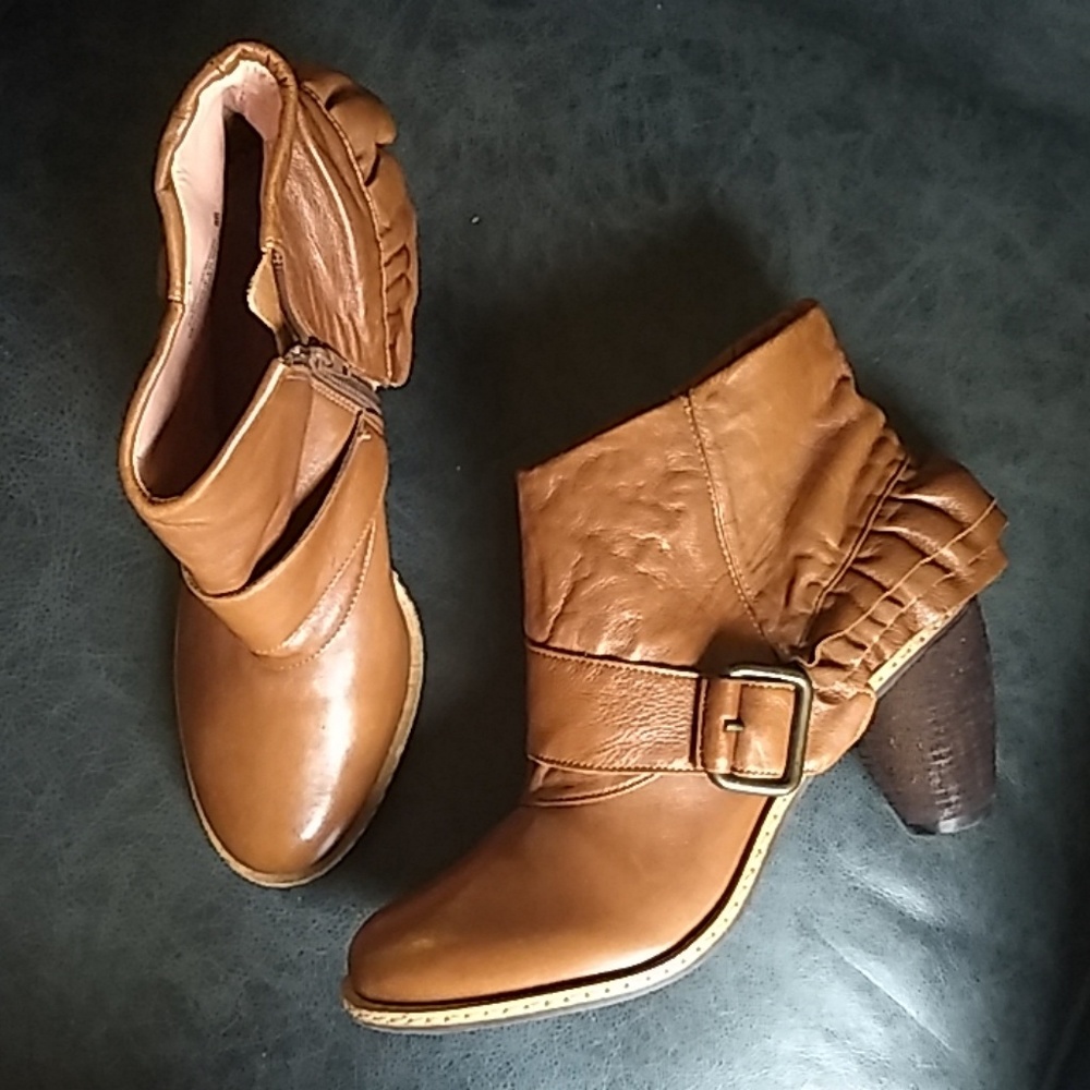 Anthro Miss Albright Ruffle Leather Ankle Boots